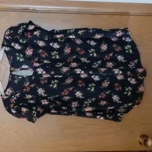Paper moon tulip sleeved plus top size 1x
